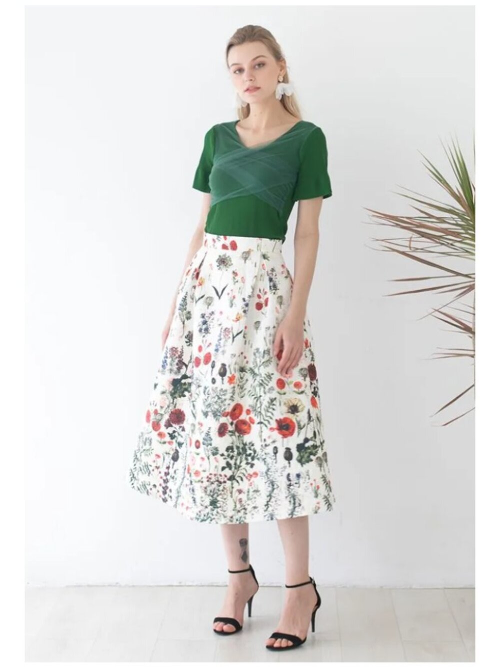 Chicwish Floral A line Midi Skirt_ M size